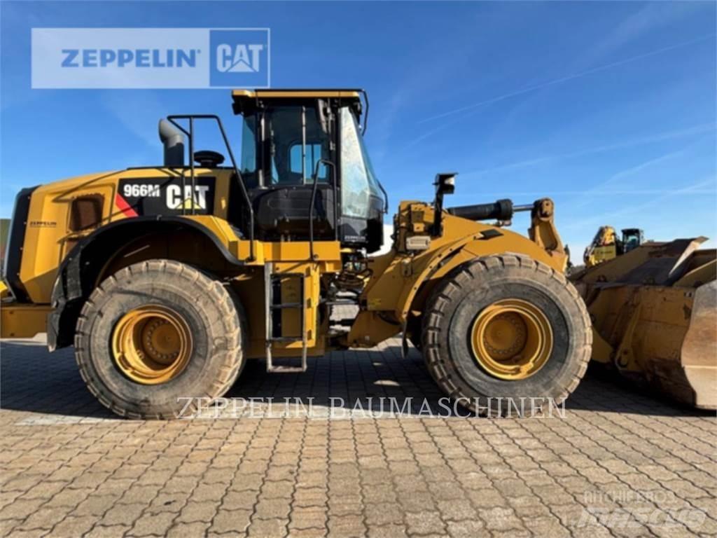 CAT 966M Chargeuse sur pneus