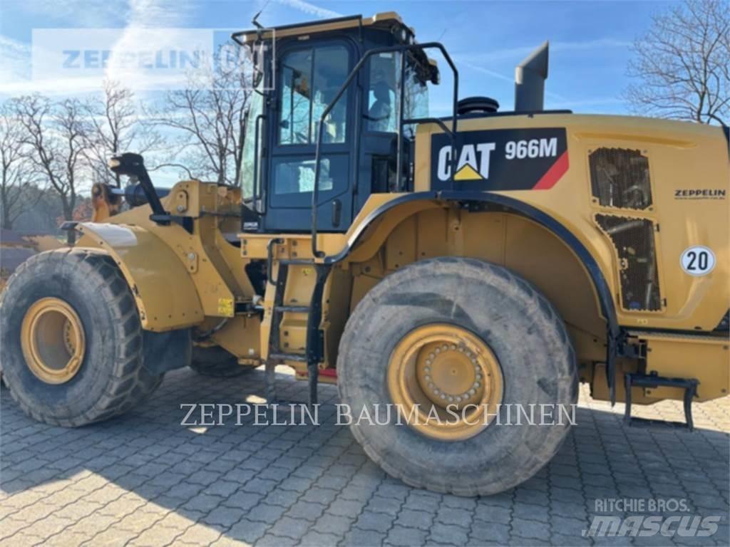 CAT 966M Chargeuse sur pneus