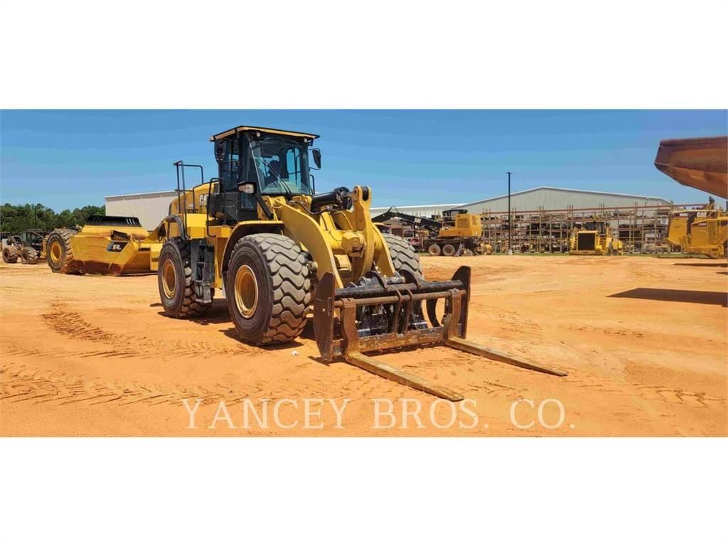 CAT 966M Chargeuse sur pneus
