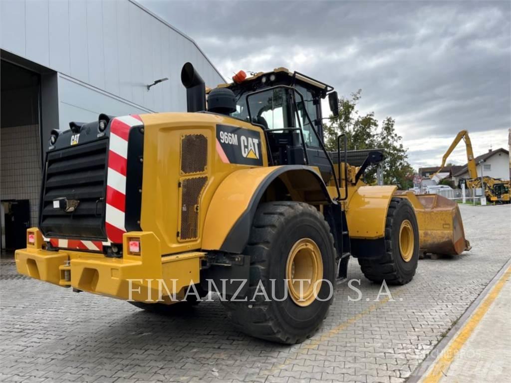 CAT 966M Chargeuse sur pneus