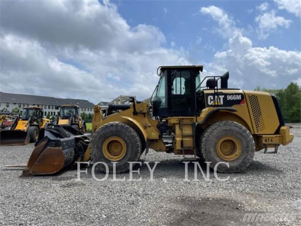 CAT 966M Chargeuse sur pneus