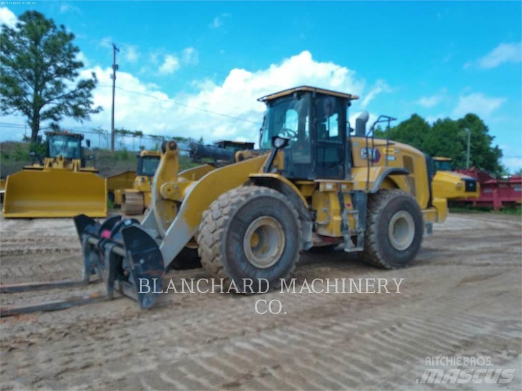 CAT 966M Chargeuse sur pneus