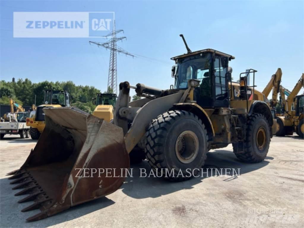 CAT 966M Chargeuse sur pneus