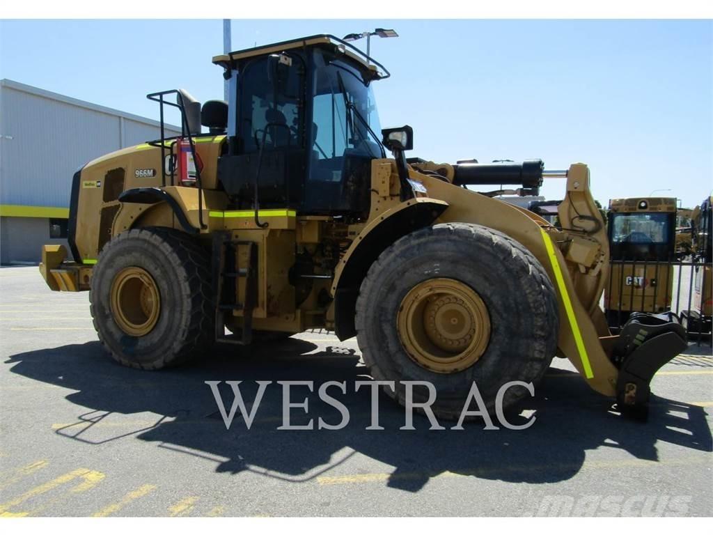 CAT 966M Chargeuse sur pneus