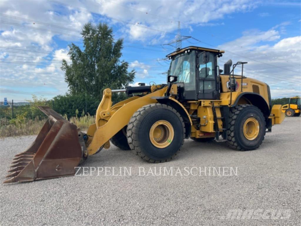 CAT 966M Chargeuse sur pneus