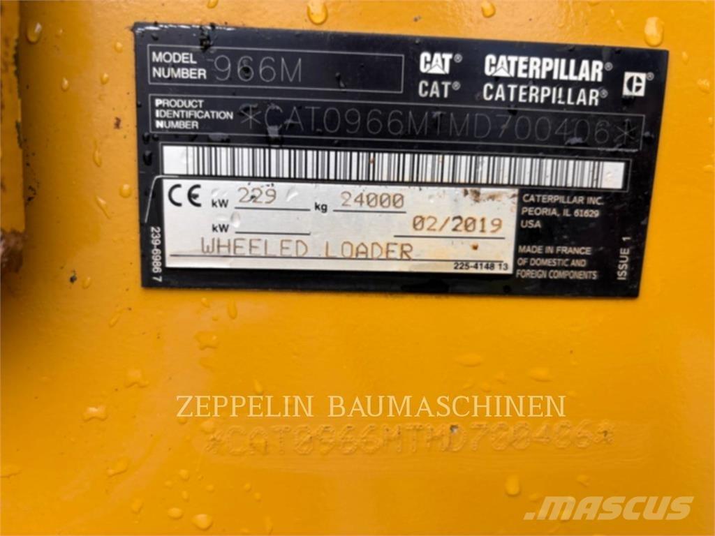 CAT 966M Chargeuse sur pneus