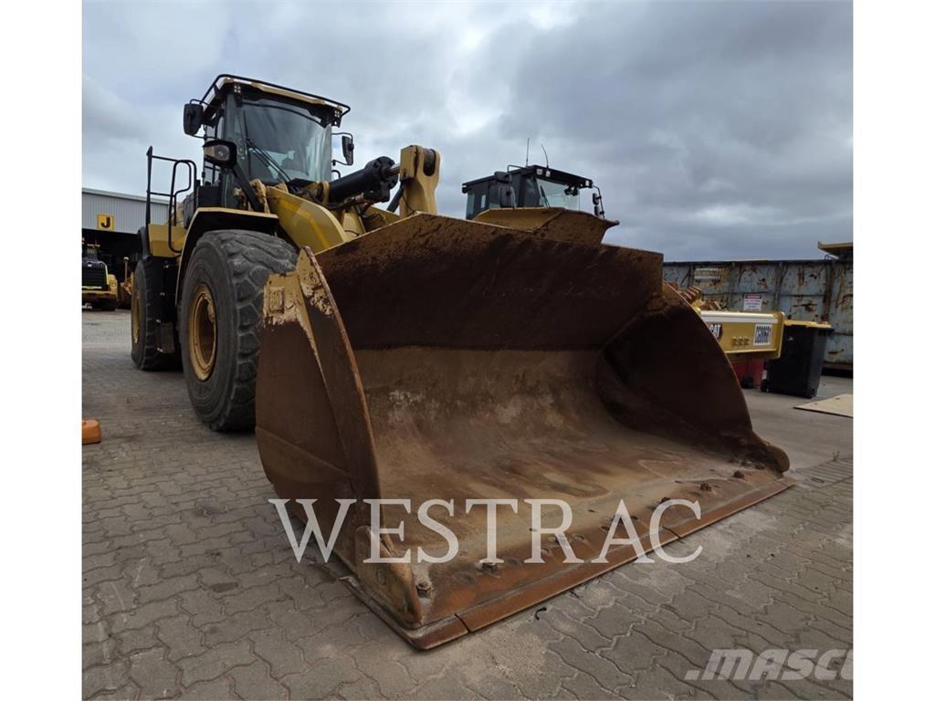 CAT 966M Chargeuse sur pneus