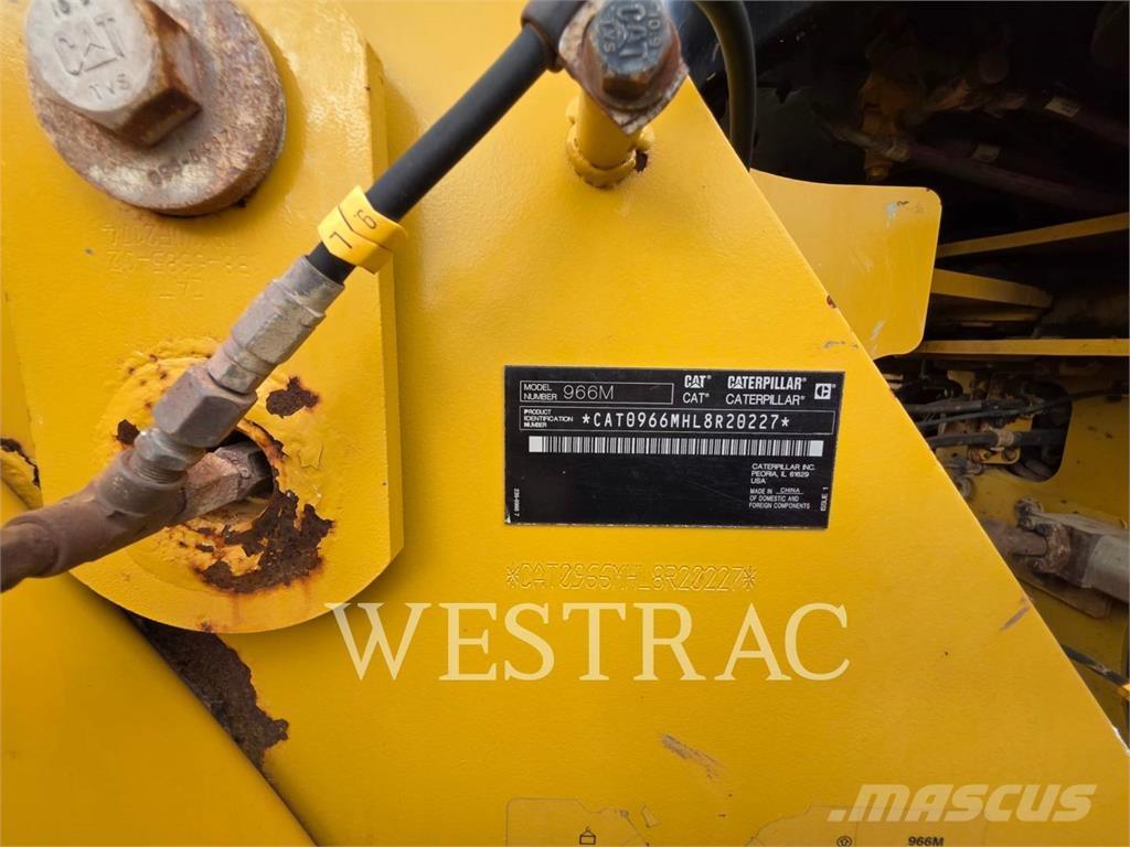 CAT 966M Chargeuse sur pneus
