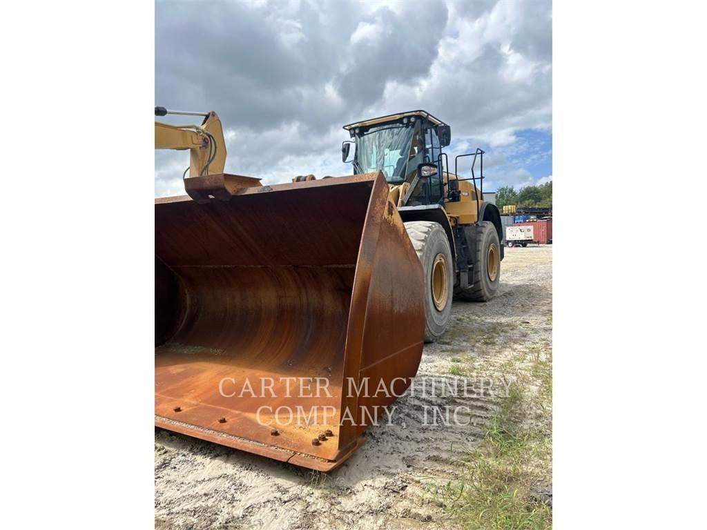 CAT 966M 2V Chargeuse sur pneus