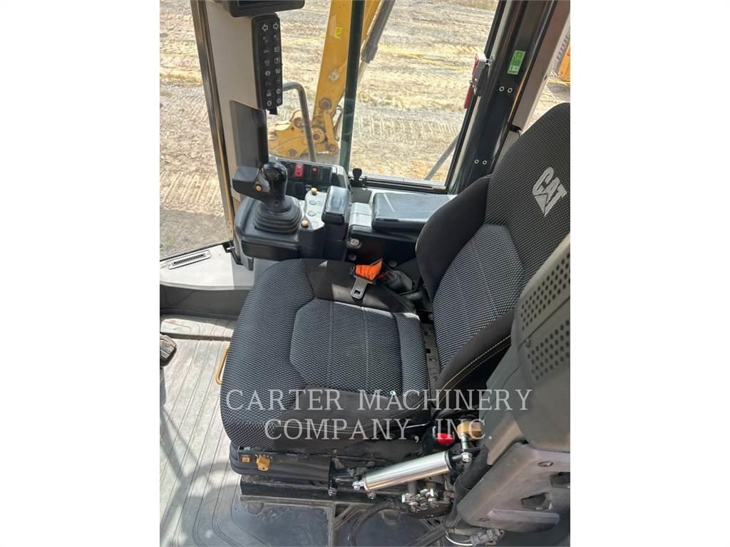 CAT 966M 2V Chargeuse sur pneus