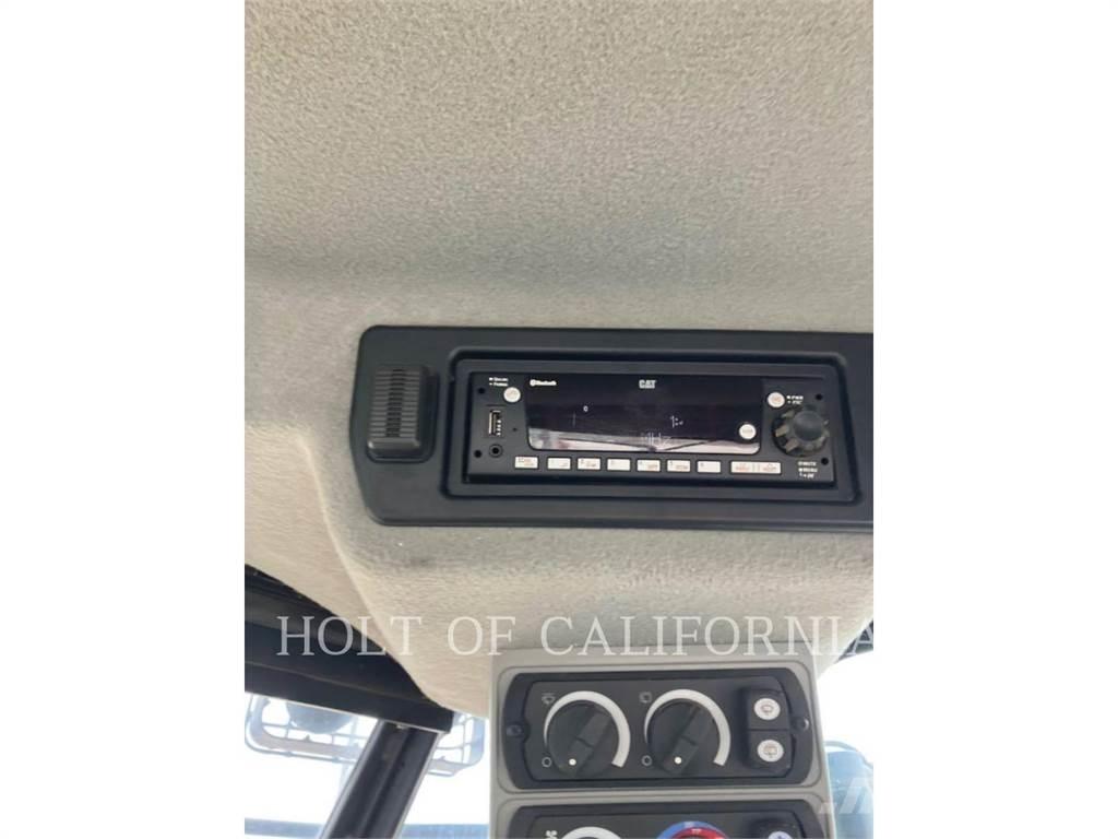 CAT 966M HL Chargeuse sur pneus