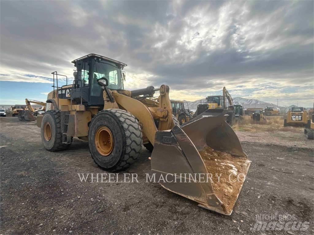 CAT 966M QC 3V Chargeuse sur pneus