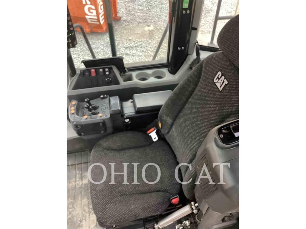 CAT 966M XE Chargeuse sur pneus