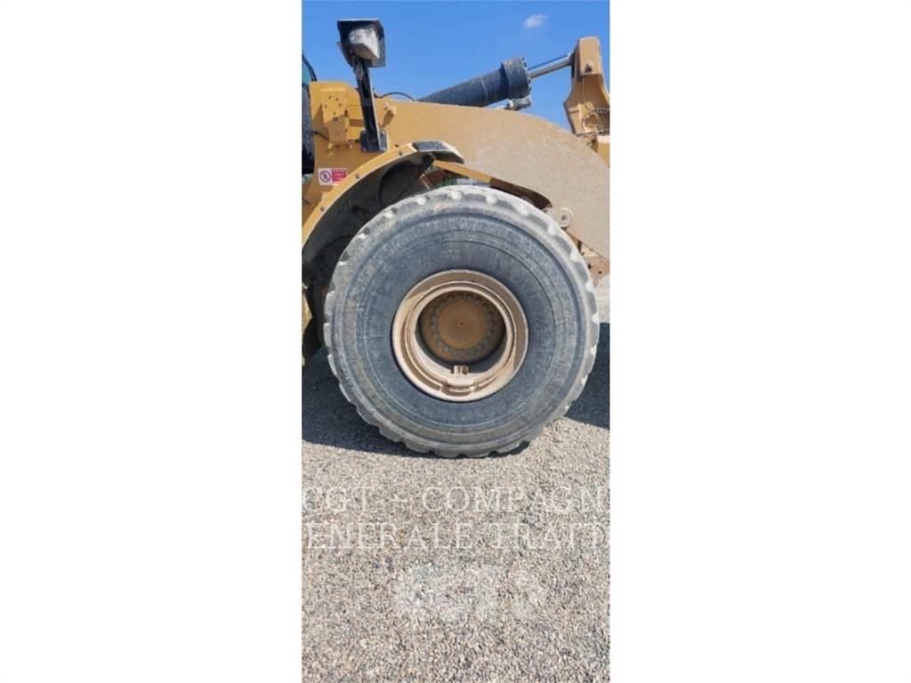 CAT 966M XE Chargeuse sur pneus
