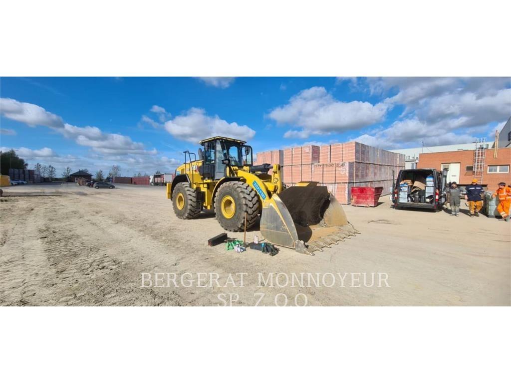 CAT 972 Chargeuse sur pneus