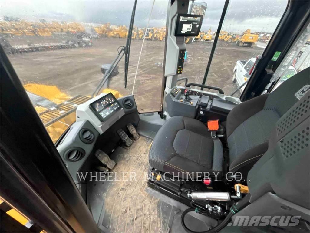 CAT 972 QC Chargeuse sur pneus