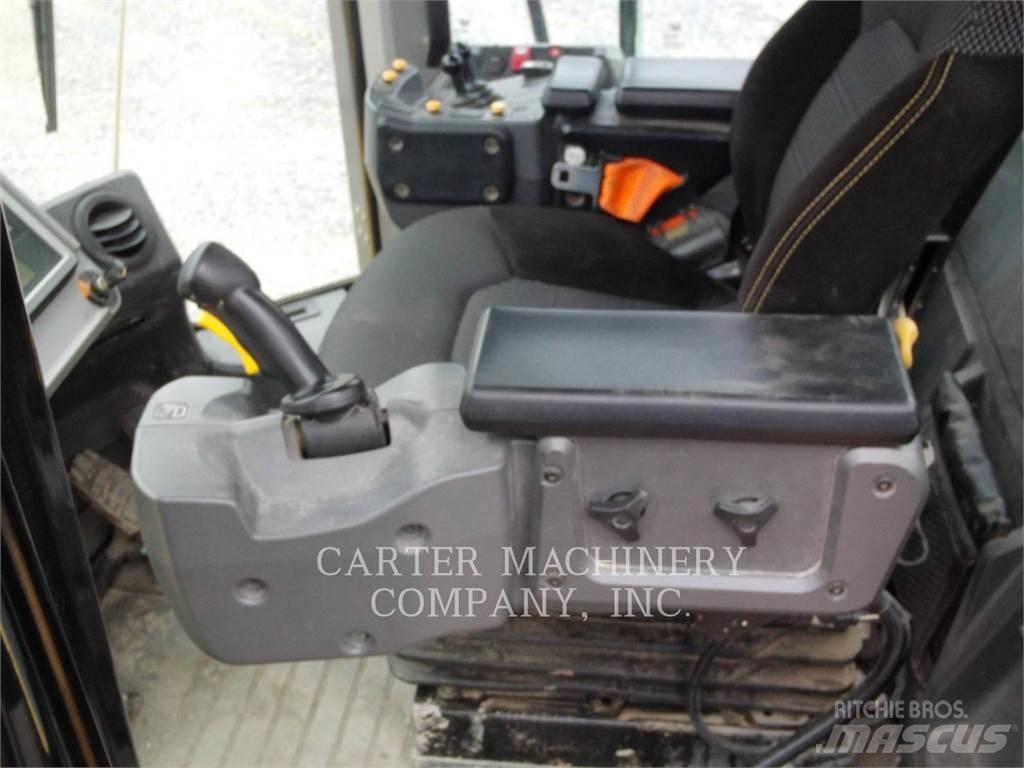CAT 972M Chargeuse sur pneus