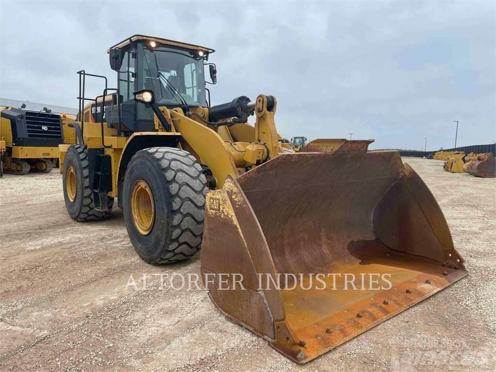 CAT 972M Chargeuse sur pneus