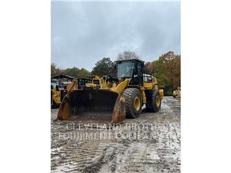 CAT 972M Chargeuse sur pneus