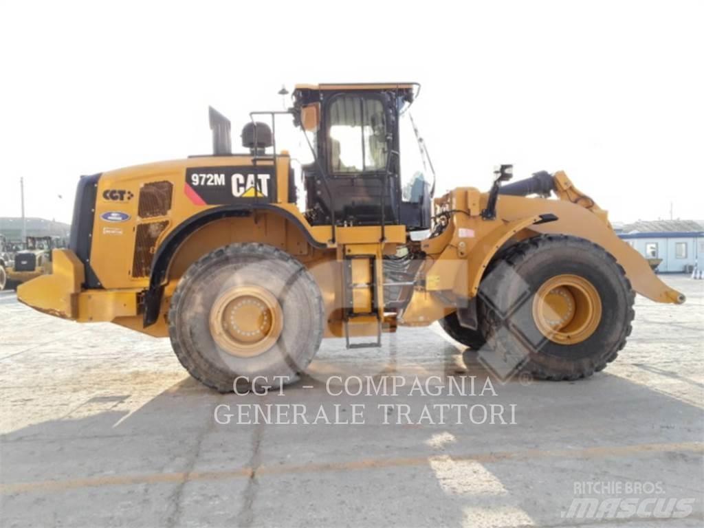 CAT 972M Chargeuse sur pneus