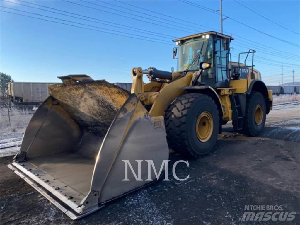 CAT 972M Chargeuse sur pneus