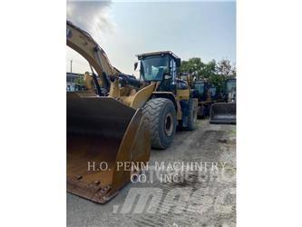 CAT 972M Chargeuse sur pneus