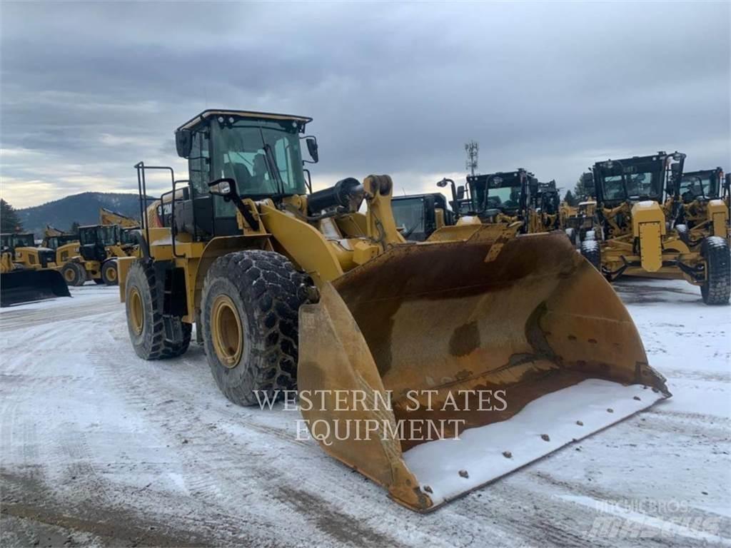CAT 972M Chargeuse sur pneus
