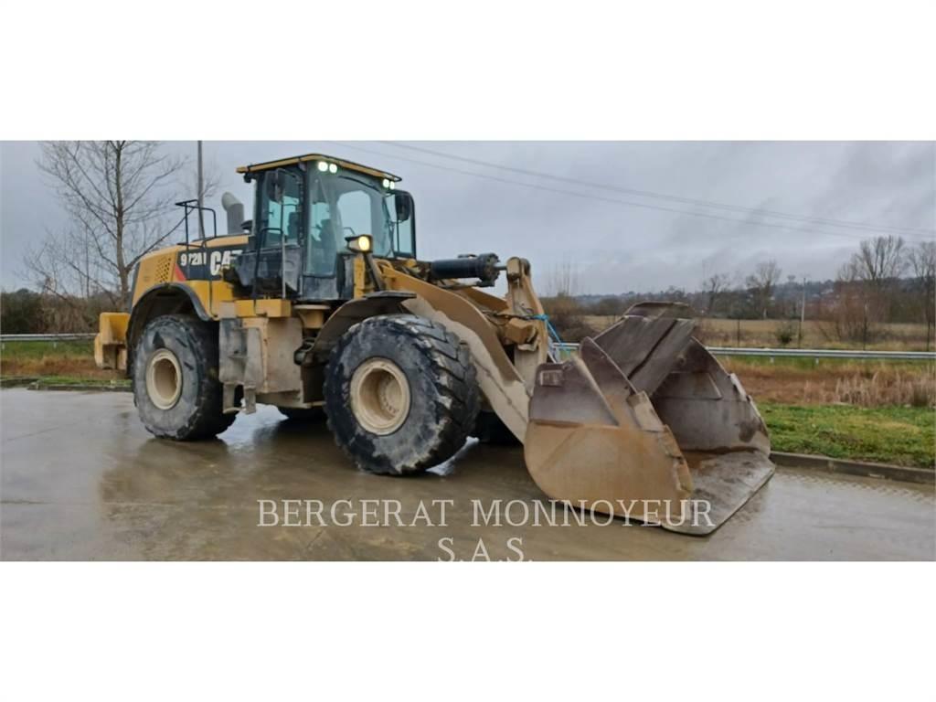 CAT 972M Chargeuse sur pneus