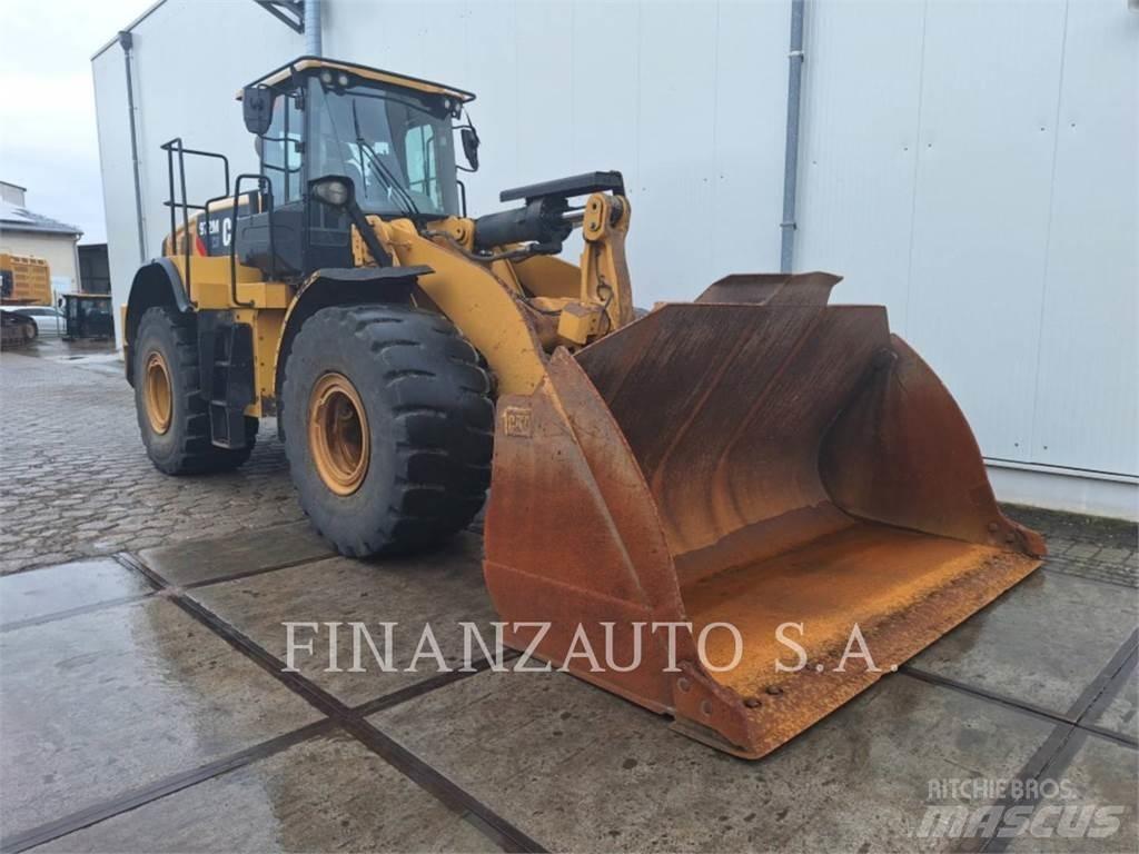 CAT 972M Chargeuse sur pneus
