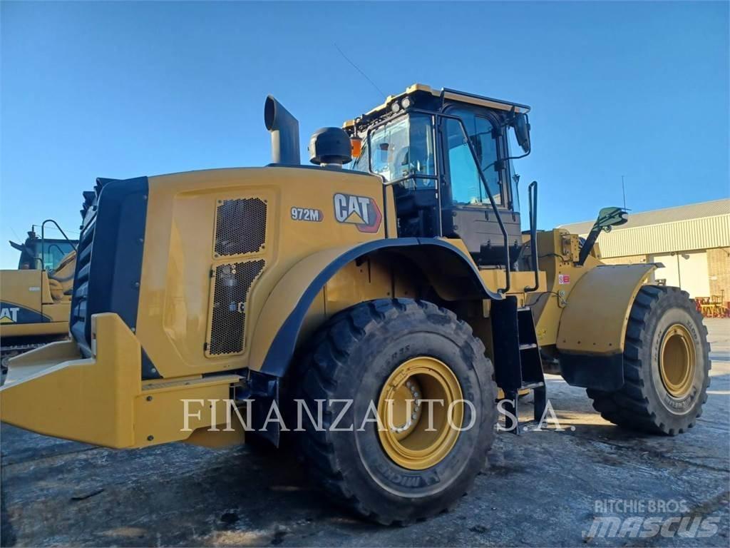 CAT 972M Chargeuse sur pneus