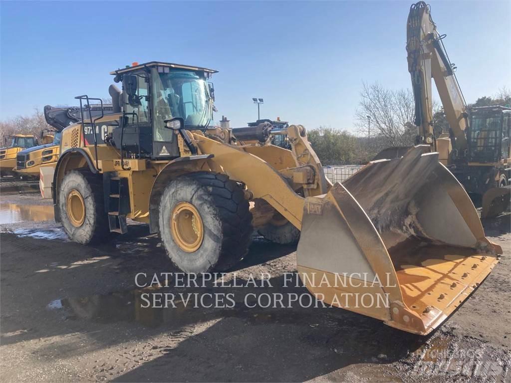 CAT 972M Chargeuse sur pneus