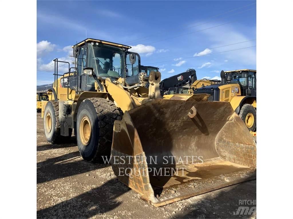 CAT 972M Chargeuse sur pneus