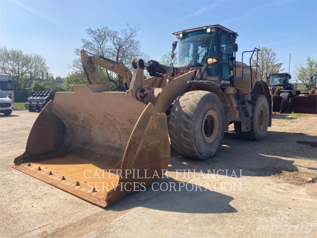 CAT 972M Chargeuse sur pneus