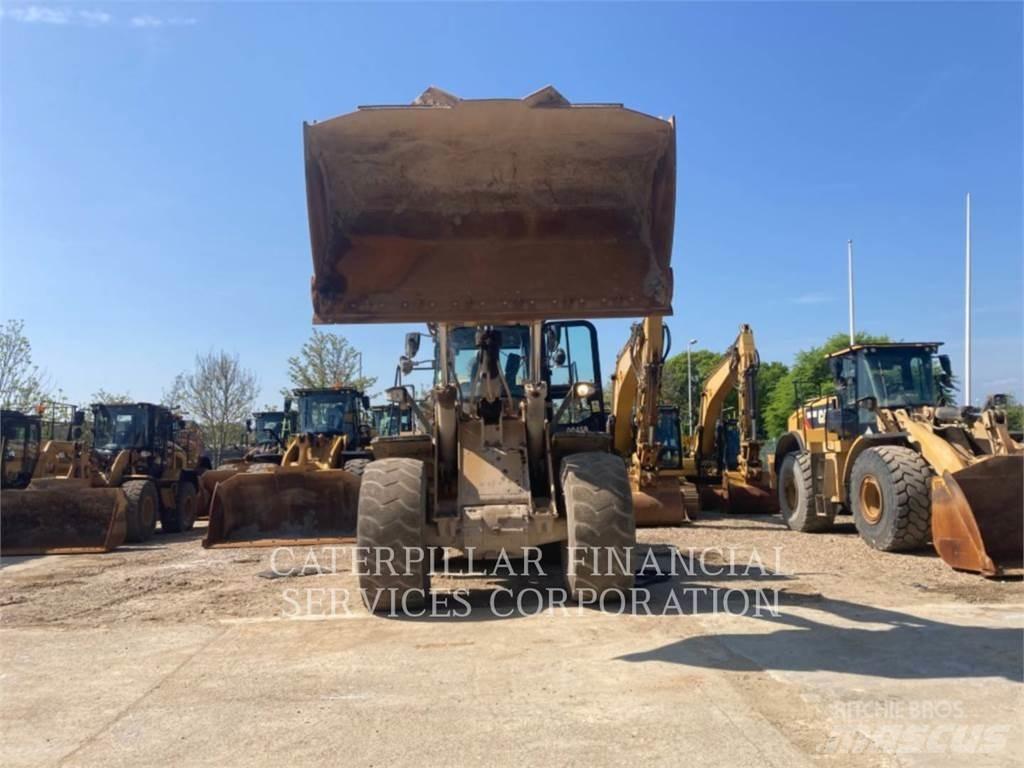 CAT 972M Chargeuse sur pneus