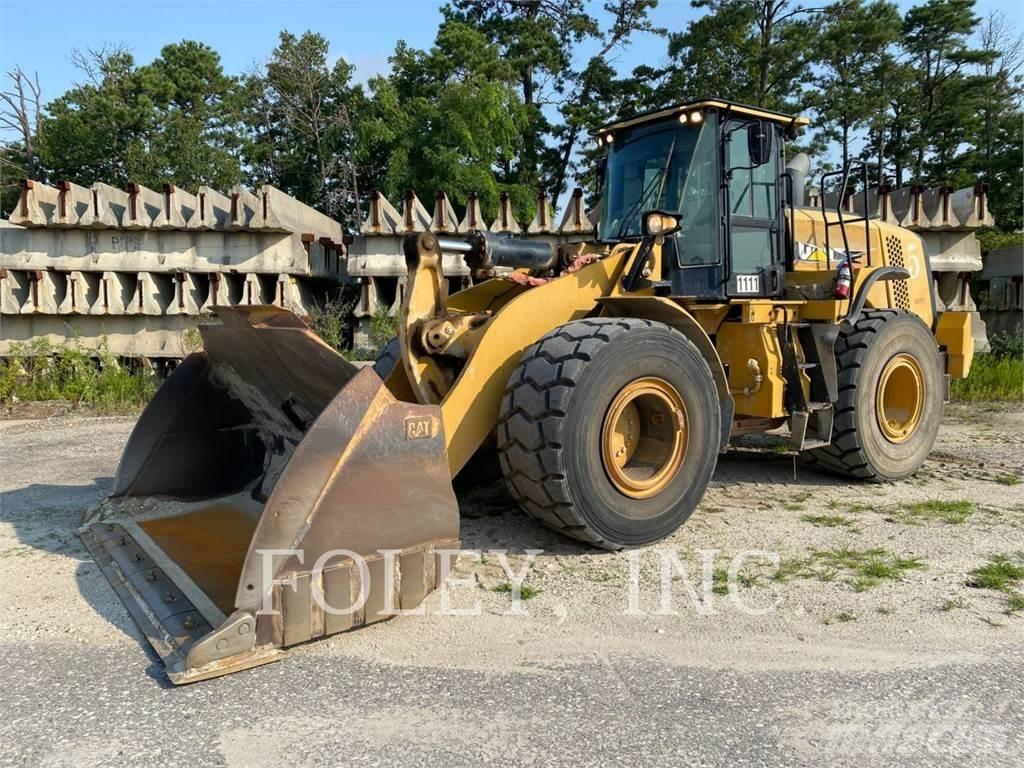 CAT 972M Chargeuse sur pneus