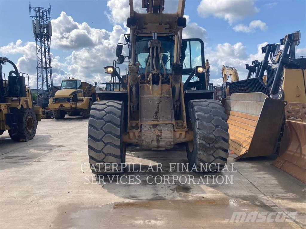 CAT 972M Chargeuse sur pneus