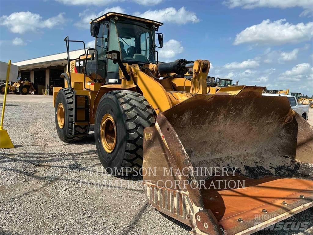 CAT 972M Chargeuse sur pneus