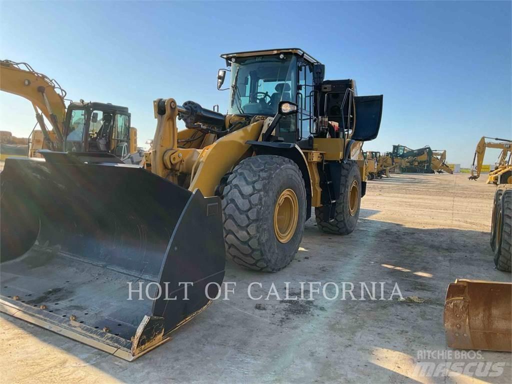 CAT 972M Chargeuse sur pneus