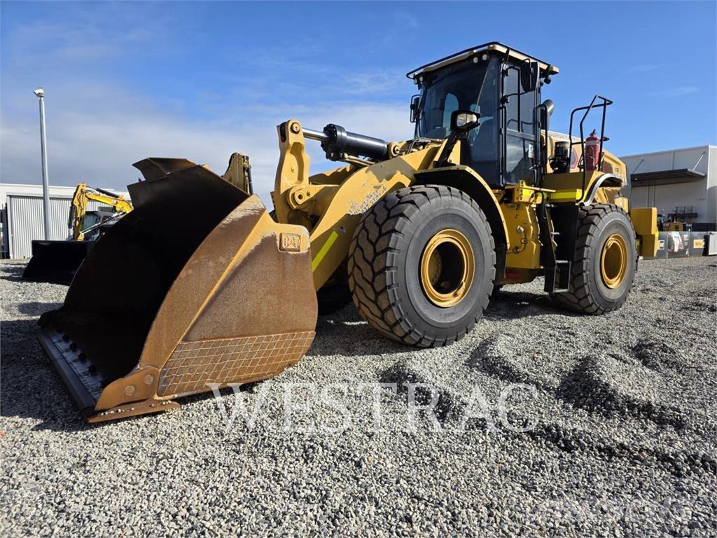 CAT 972M Chargeuse sur pneus