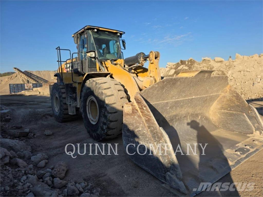 CAT 972M Chargeuse sur pneus