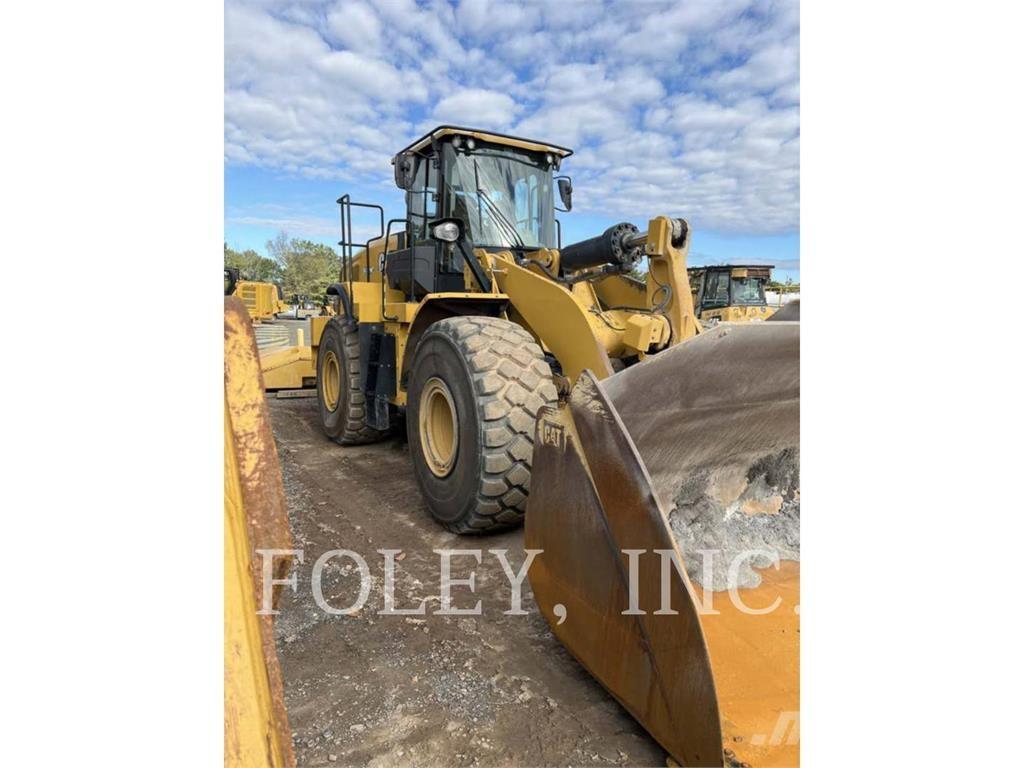 CAT 972M Chargeuse sur pneus