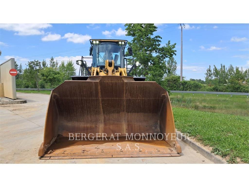 CAT 972M XE Chargeuse sur pneus