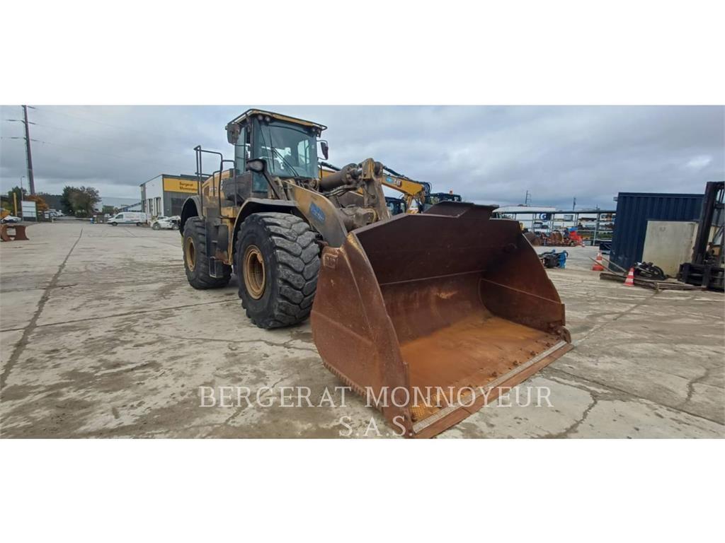 CAT 972M XE Chargeuse sur pneus