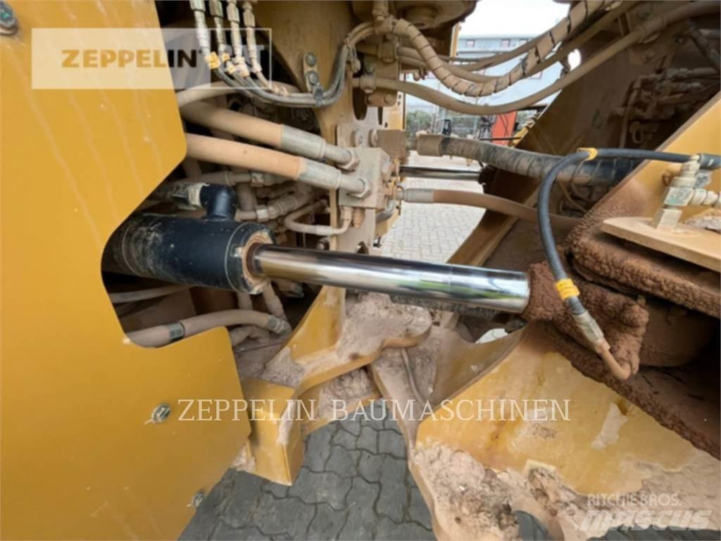 CAT 972MXE Chargeuse sur pneus