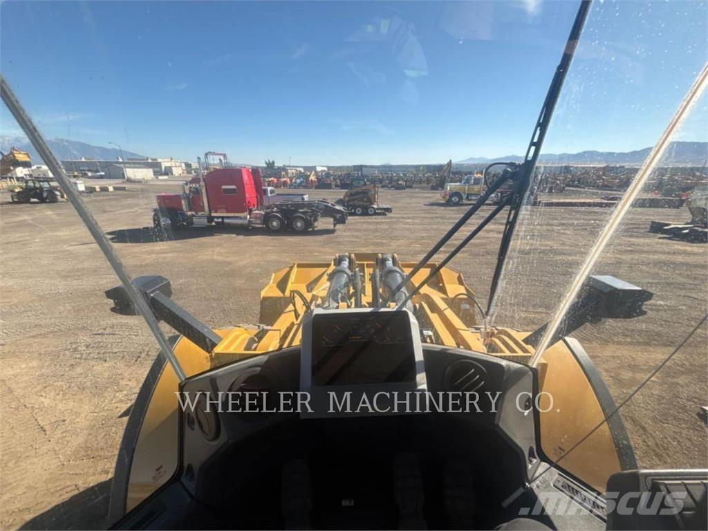 CAT 980 Chargeuse sur pneus