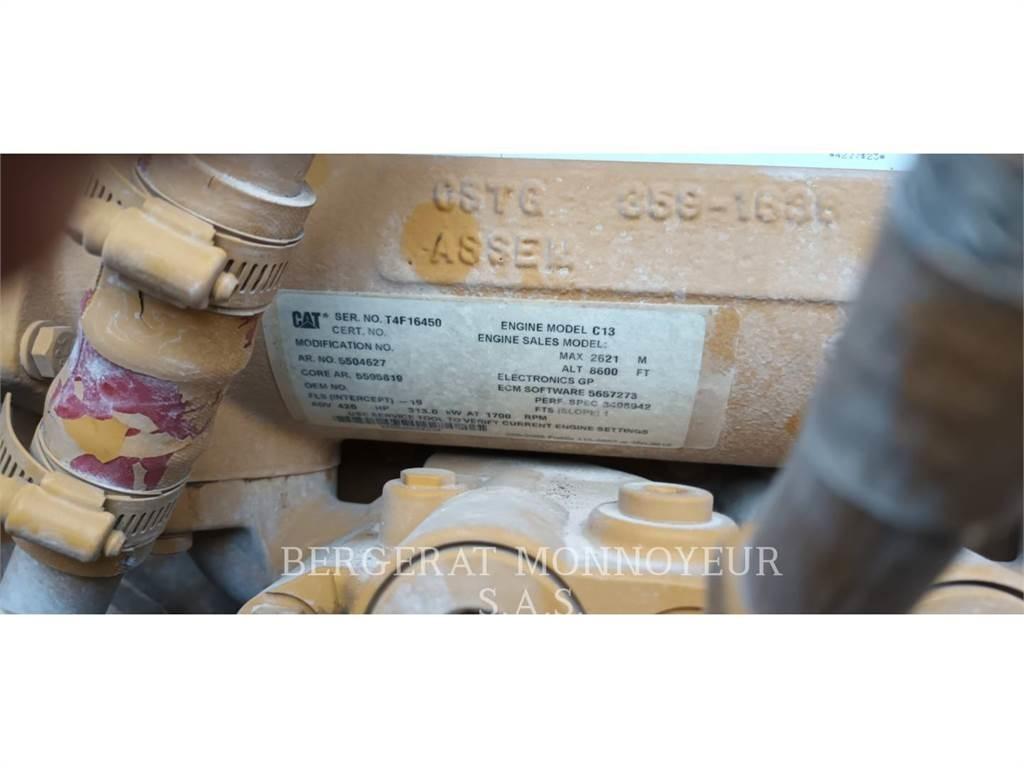 CAT 980M Chargeuse sur pneus