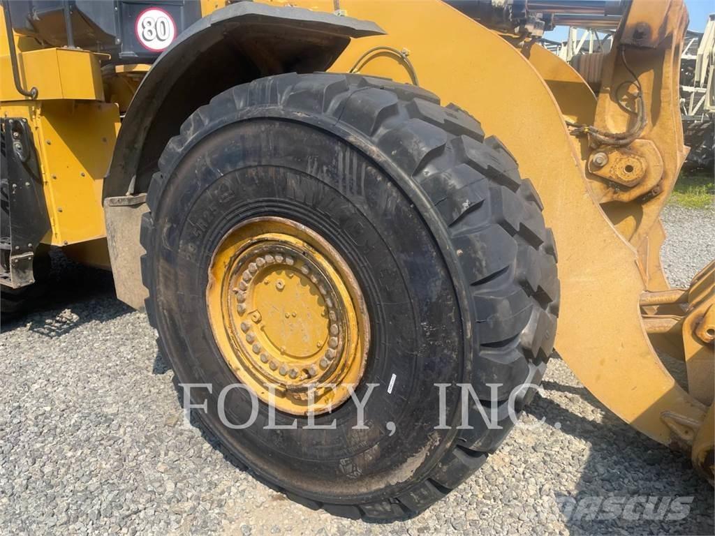 CAT 980M Chargeuse sur pneus