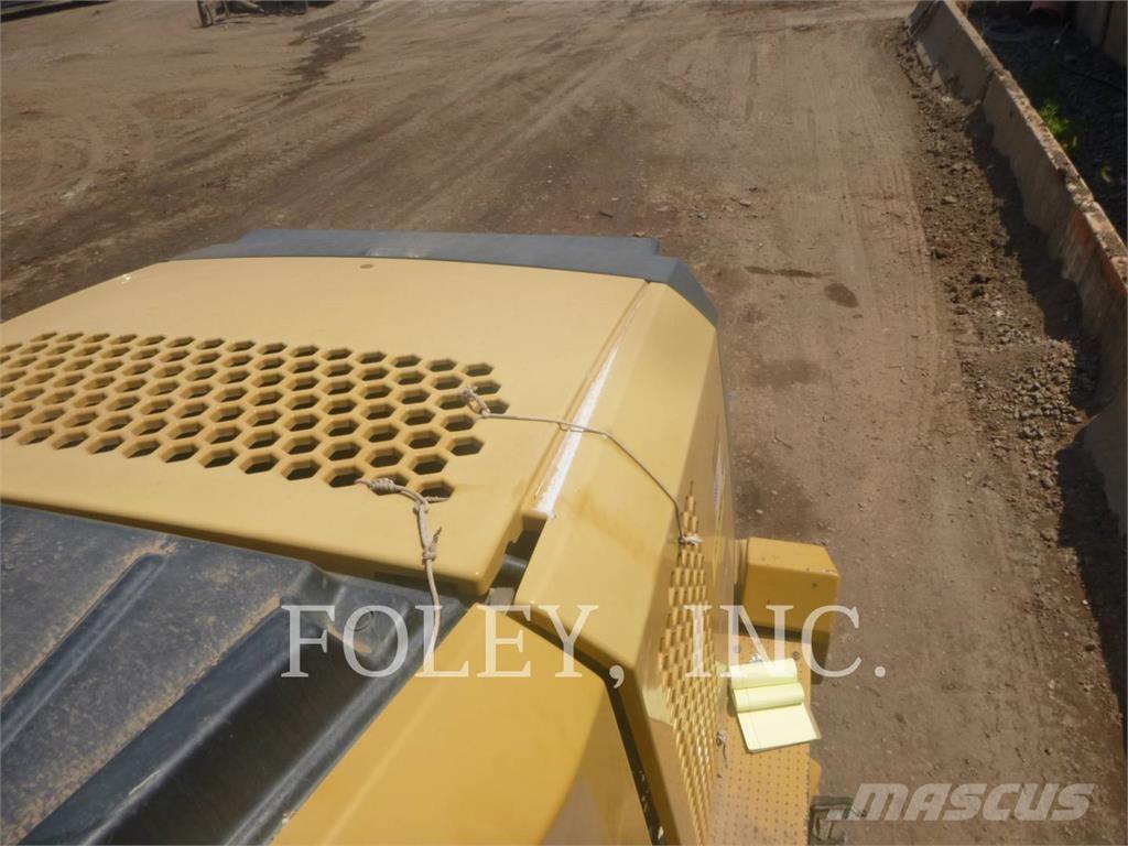 CAT 980M Chargeuse sur pneus