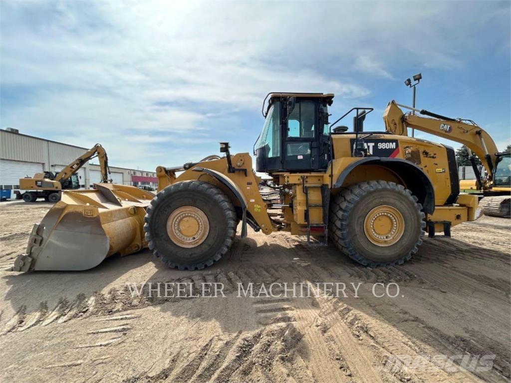 CAT 980M Chargeuse sur pneus