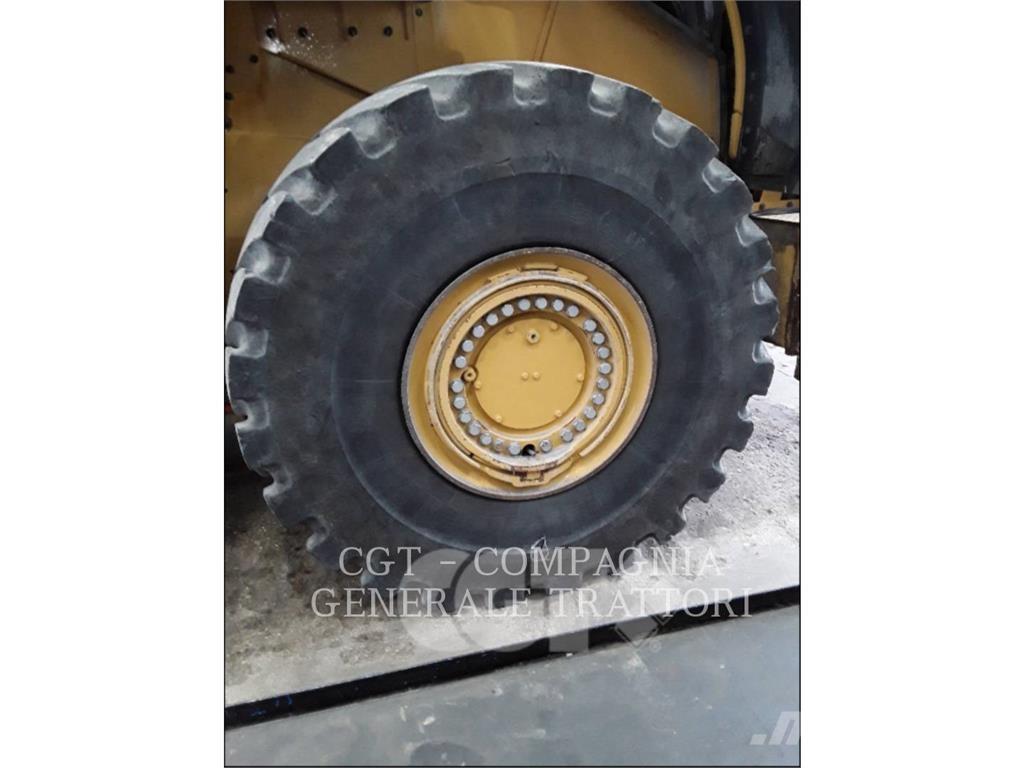 CAT 980XE Chargeuse sur pneus